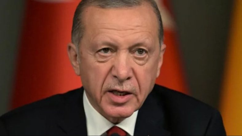 16 yaşındaki çocuk "Cumhurbaşkanına hakaret" suçuyla tutuklandı