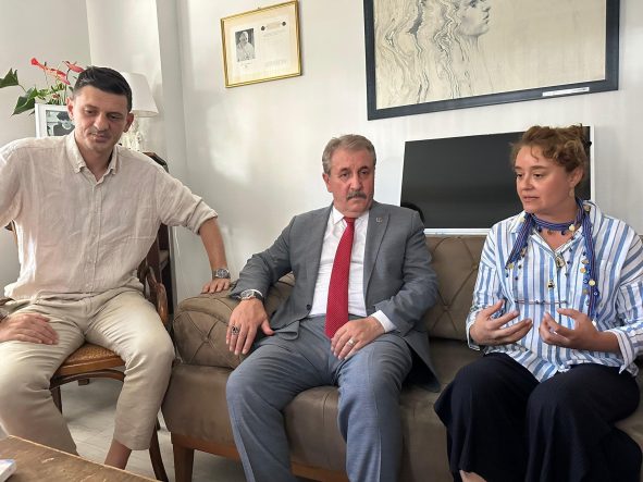 Minguzzi ailesine bir destek de Destici'den geldi