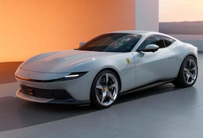 Ferrari "Amalfi" modeli 640 beygirle geliyor