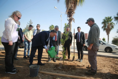 ADÜ yeşillenmeye devam ediyor