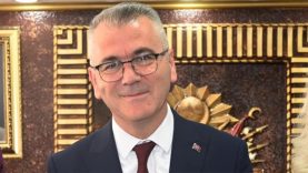 Telefonlarını kapatıp CHP’den AKP’ye geçmişti! İlk açıklama geldi