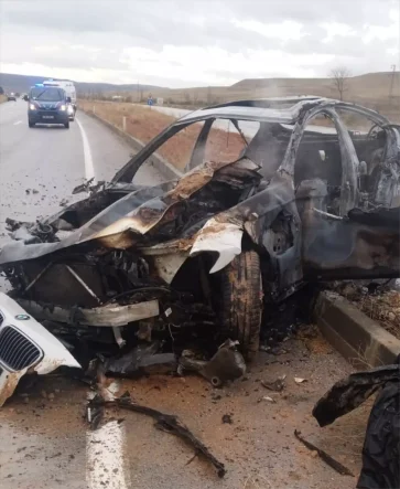 Tokat’ta Otomobil Yangını: Sürücü Yaralandı