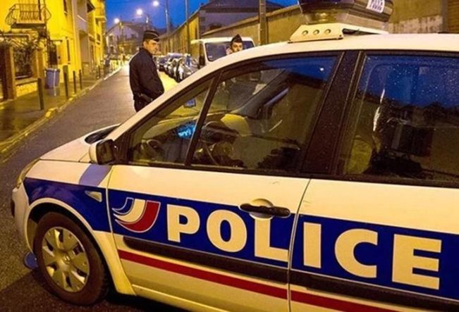 Fransa'da bir cami ile Türk derneğine saldırı