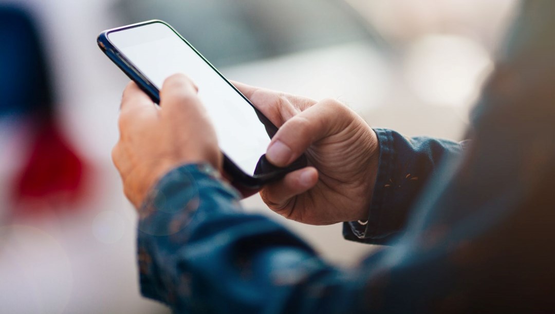 Deprem bölgesinde ücretsiz telefon, internet ve şarj noktaları kuruldu