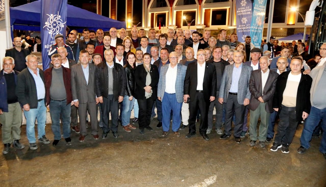 Büyükşehir, Koçarlı halkını iftar sofralarında buluşturdu