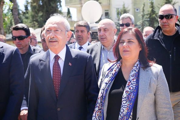 Başkan Çerçioğlu Adıyaman’da depremzede vatandaşlarla bayramlaştı