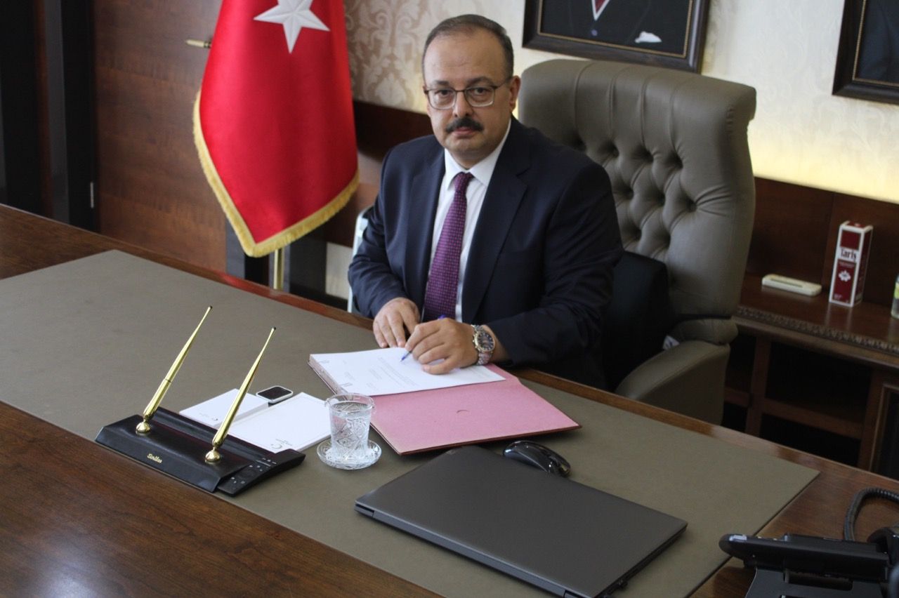Aydın Valisi Canbolat görevine başladı