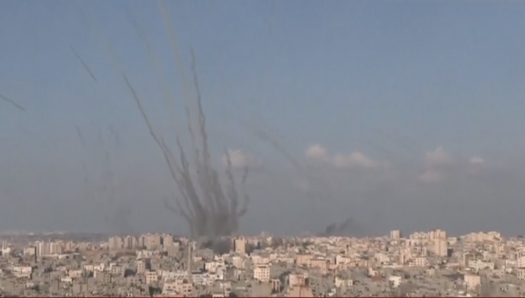 NTV ekibi Hamas’ın vurduğu kentte: Aşkelon’a roketler atılıyor