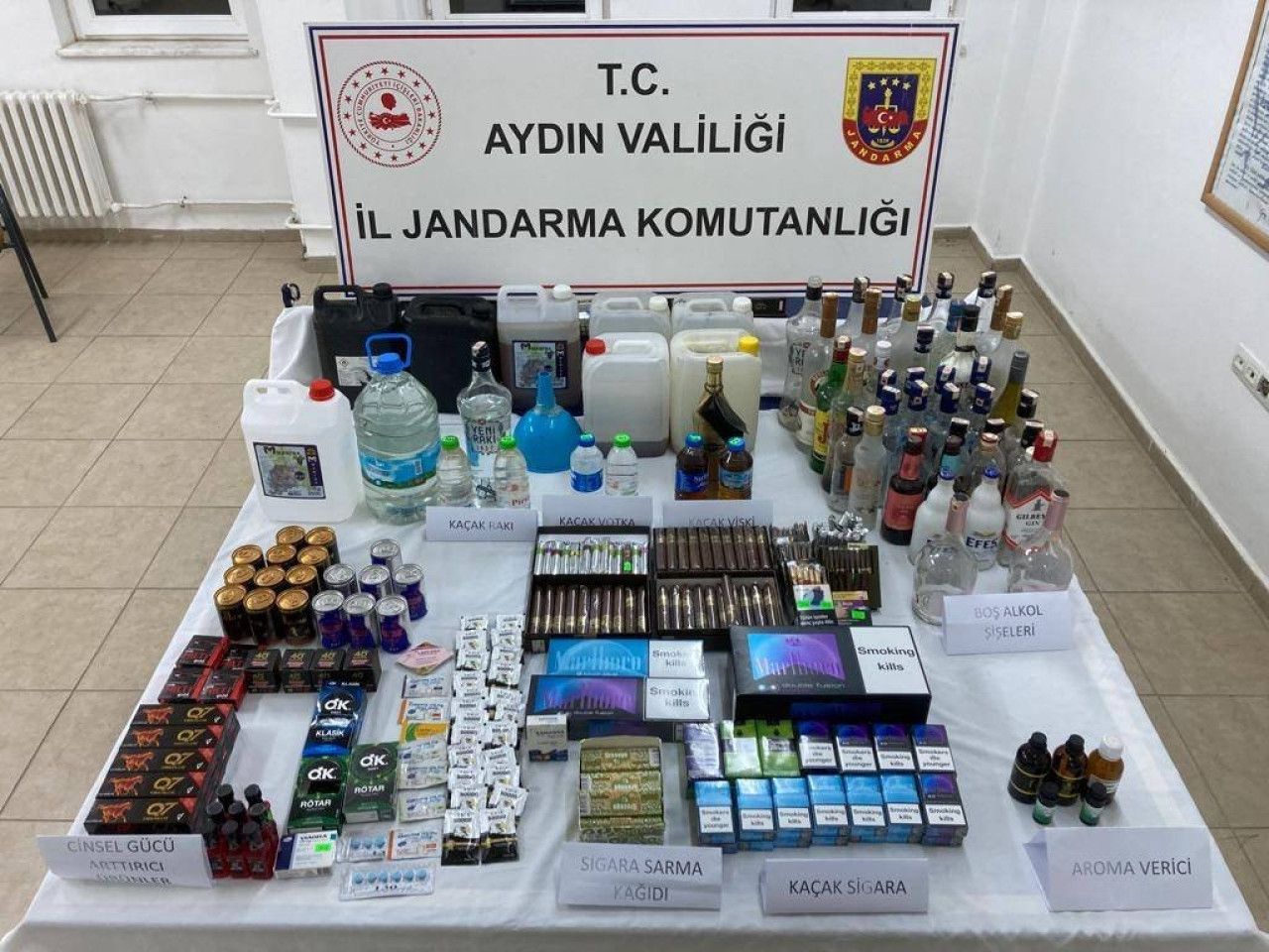 Aydın’da jandarma geçit vermiyor