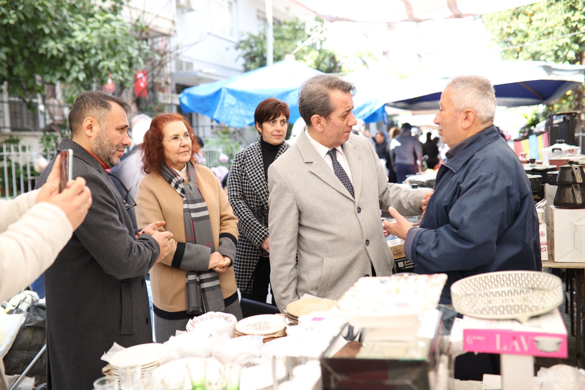 CHP’li Yetişkin yerinde durmuyor