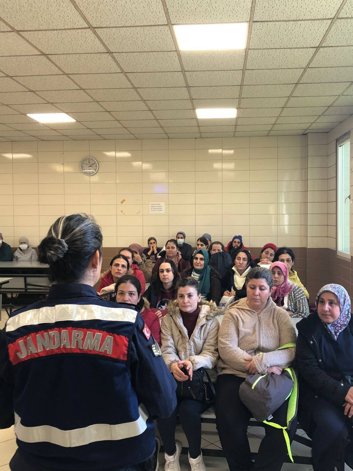 Jandarmadan Söke’de Kadın Destek Uygulaması Eğitimi