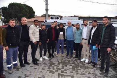 Başkan Kaya’ya Acarlar’da büyük ilgi 