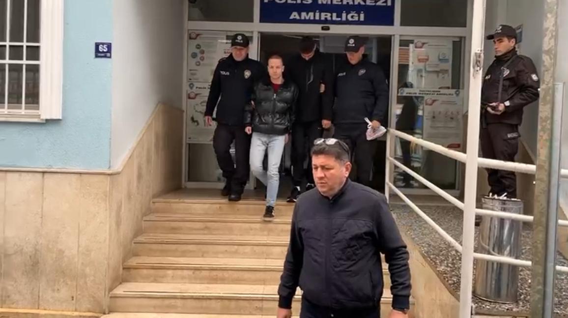 İncirliova Emniyetinden 2 saat kaçabildiler.