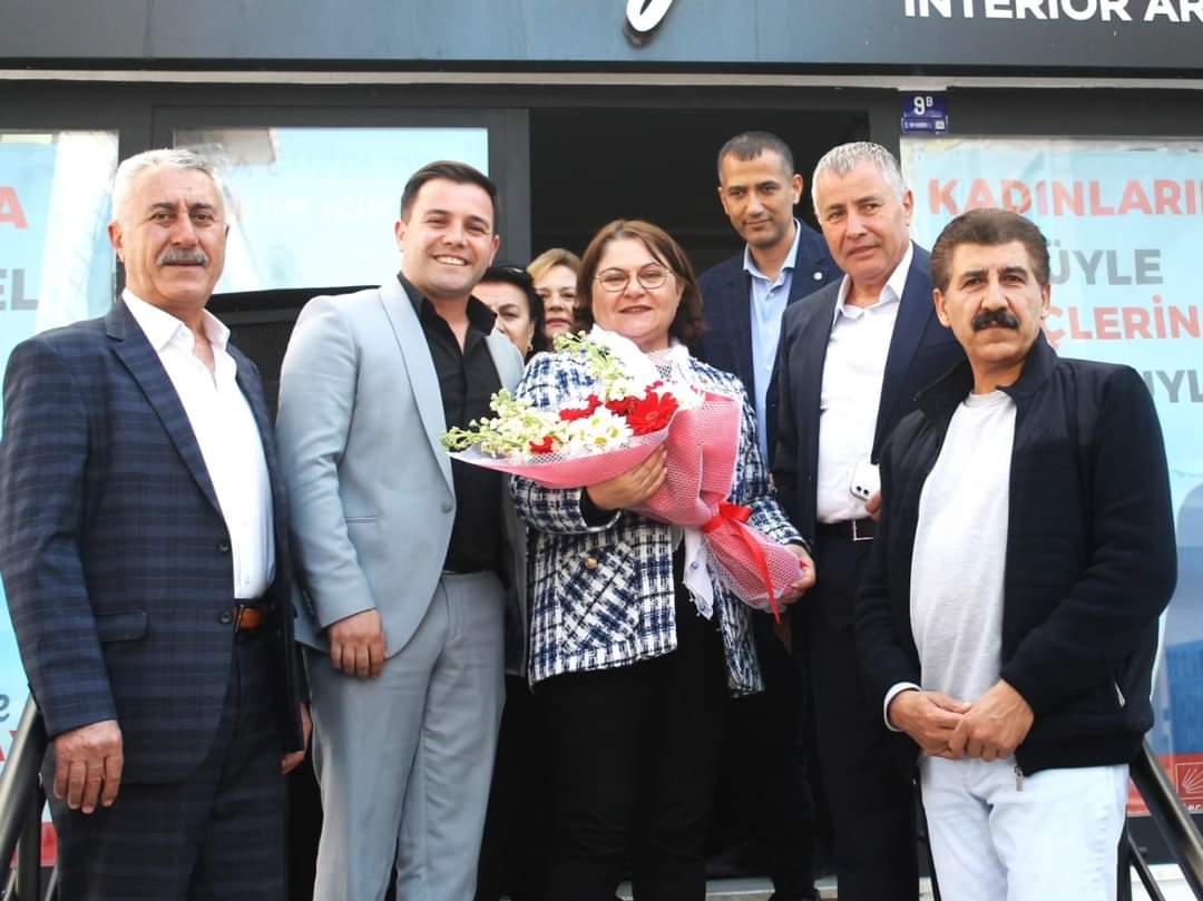 CHP’li Gençay“Özlem Başkanı örnek alıyoruz”