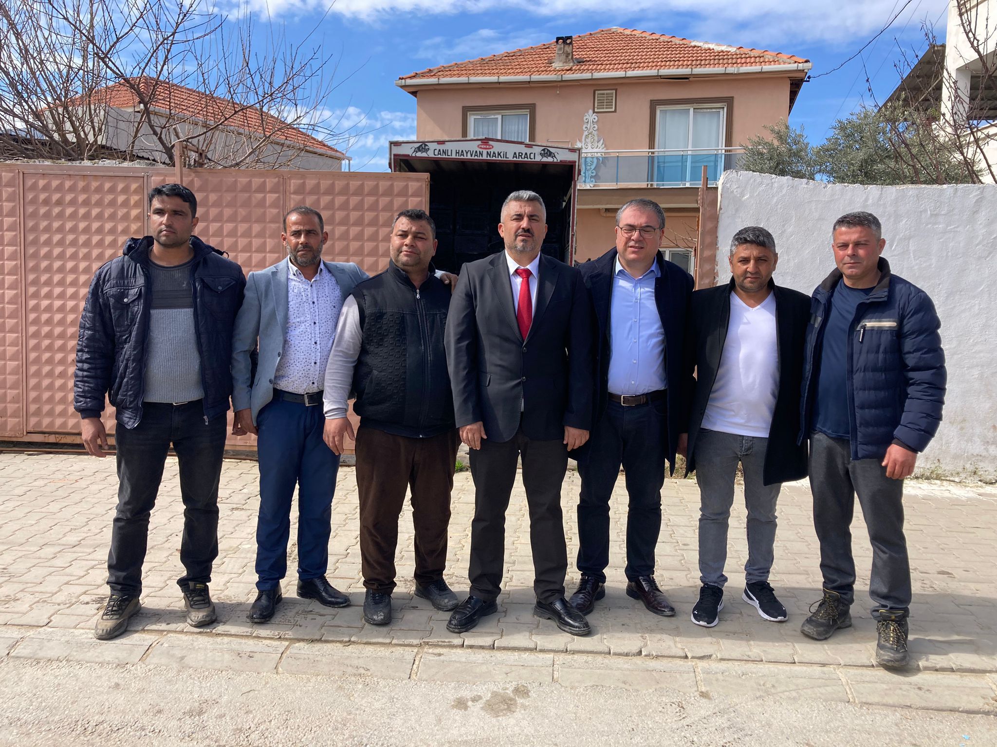 ACARLARDA CHP’Lİ GÖKMEN RÜZGARI