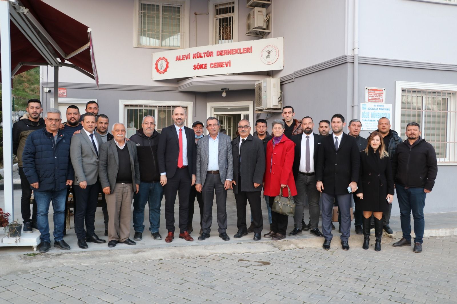 Başkan Arıkan Söke Cem Evinde Hızır Orucu Açma Yemeğine Katıldı