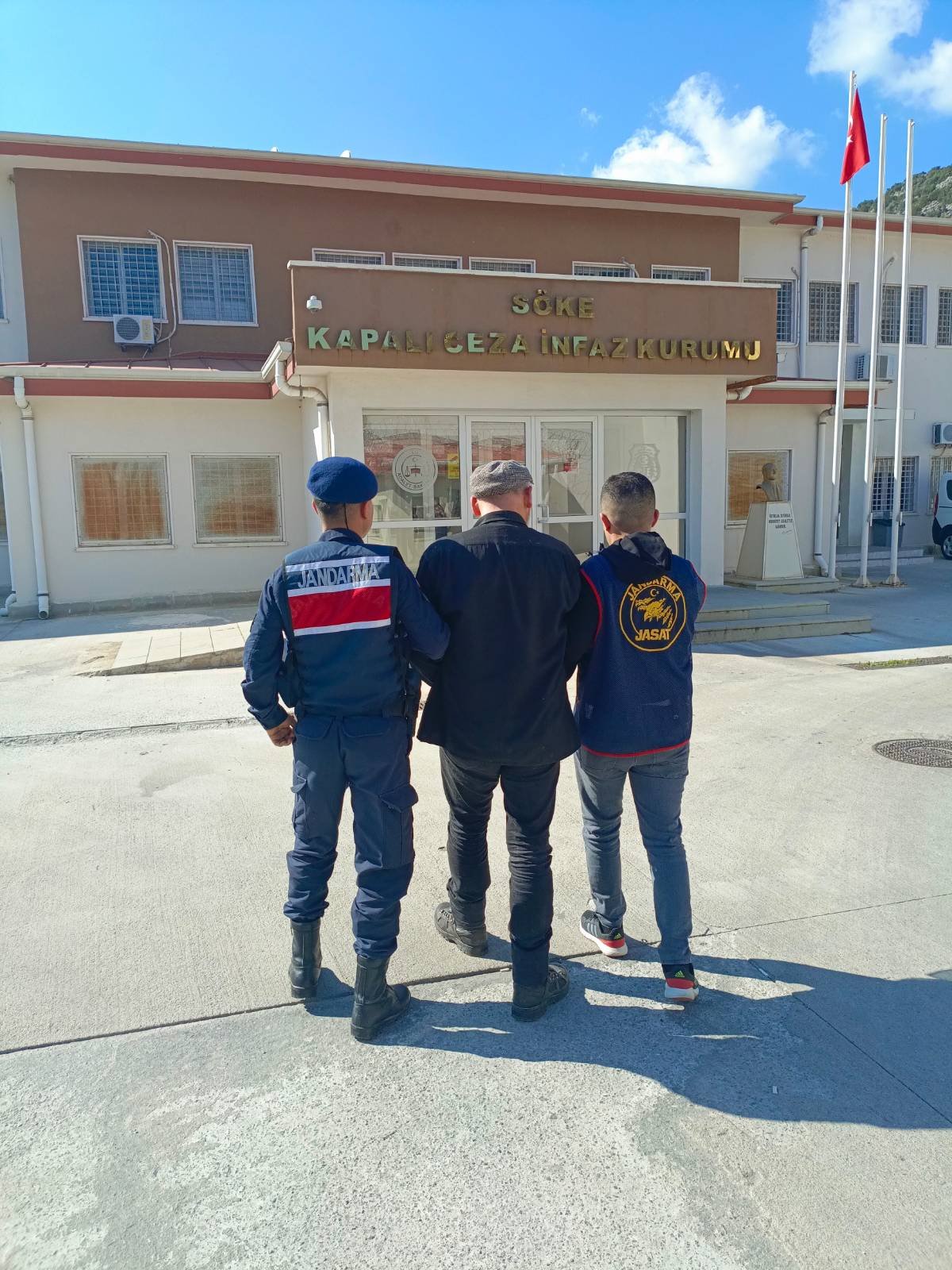 Söke’de Aranan Şahıs Yakalandı