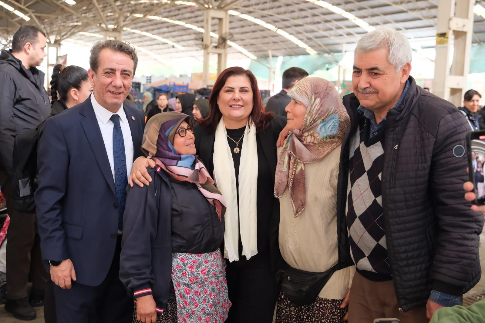 Başkan Çerçioğlu, Efeler Fatih Pazaryeri’nde Vatandaşlarla Buluştu
