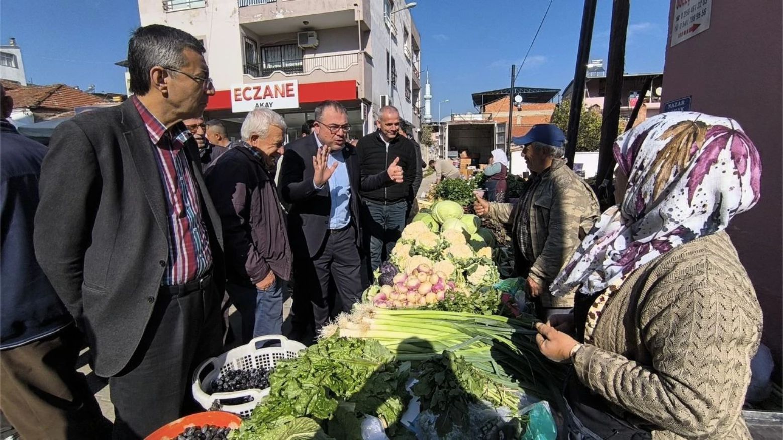 CHP’li Karakoz’dan Köşk ziyareti: “Vatandaş alamıyor, esnaf satamıyor, üretici kazanamıyor”