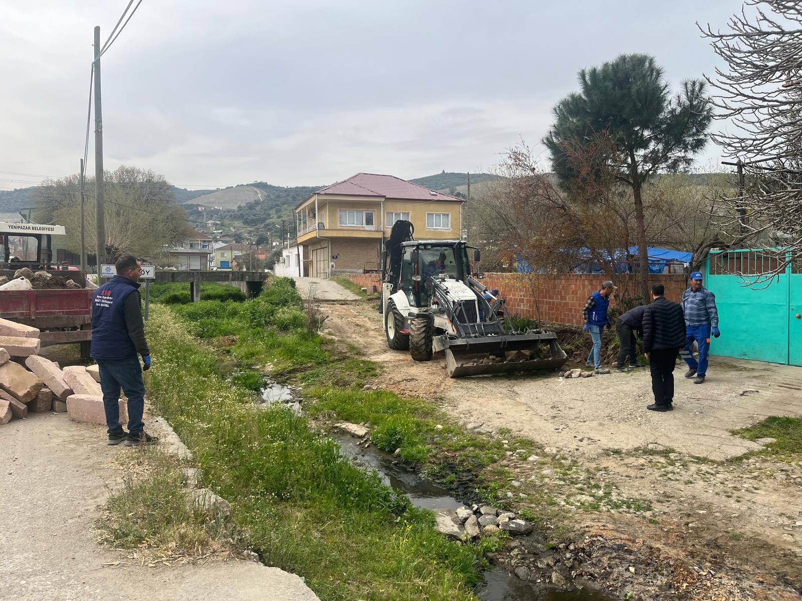 Başkan Malik Ercan: “Mahallelerimizin Eksikliklerini Gidermeye Devam Ediyoruz”