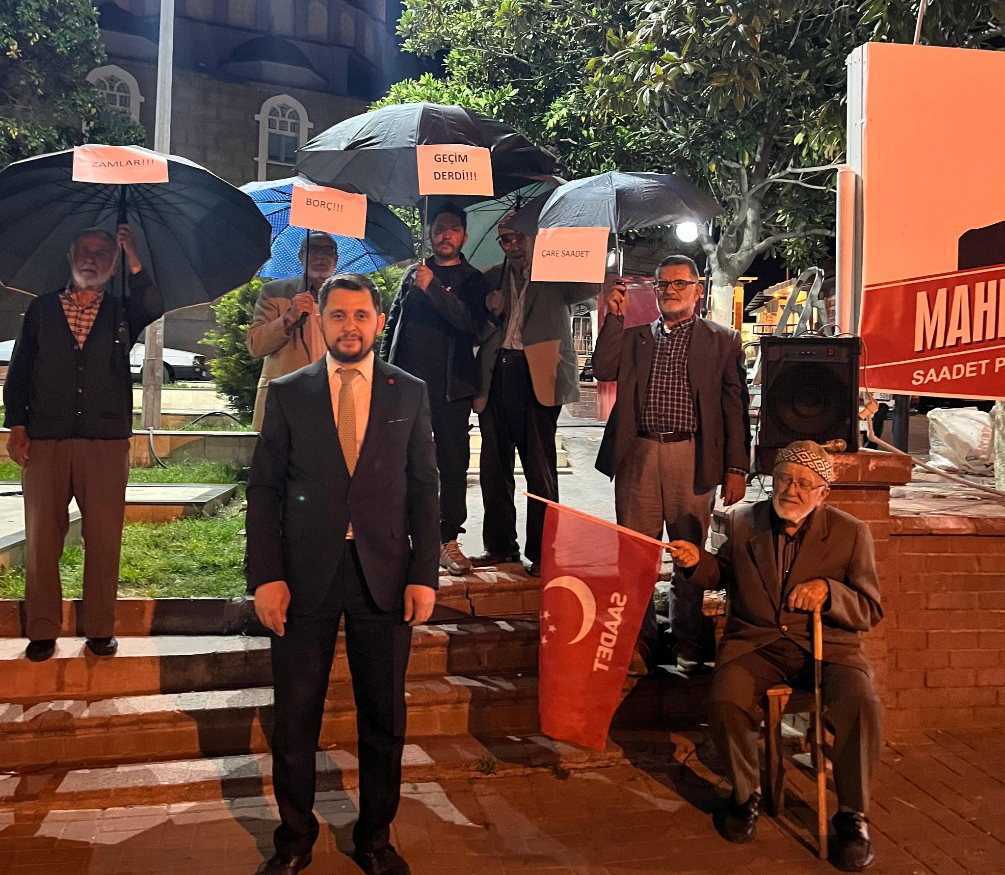Saadet Partisi’nden Faiz Artışına Tepki: “Ekonomik Krizin Faturası Yine Halka Kesildi”