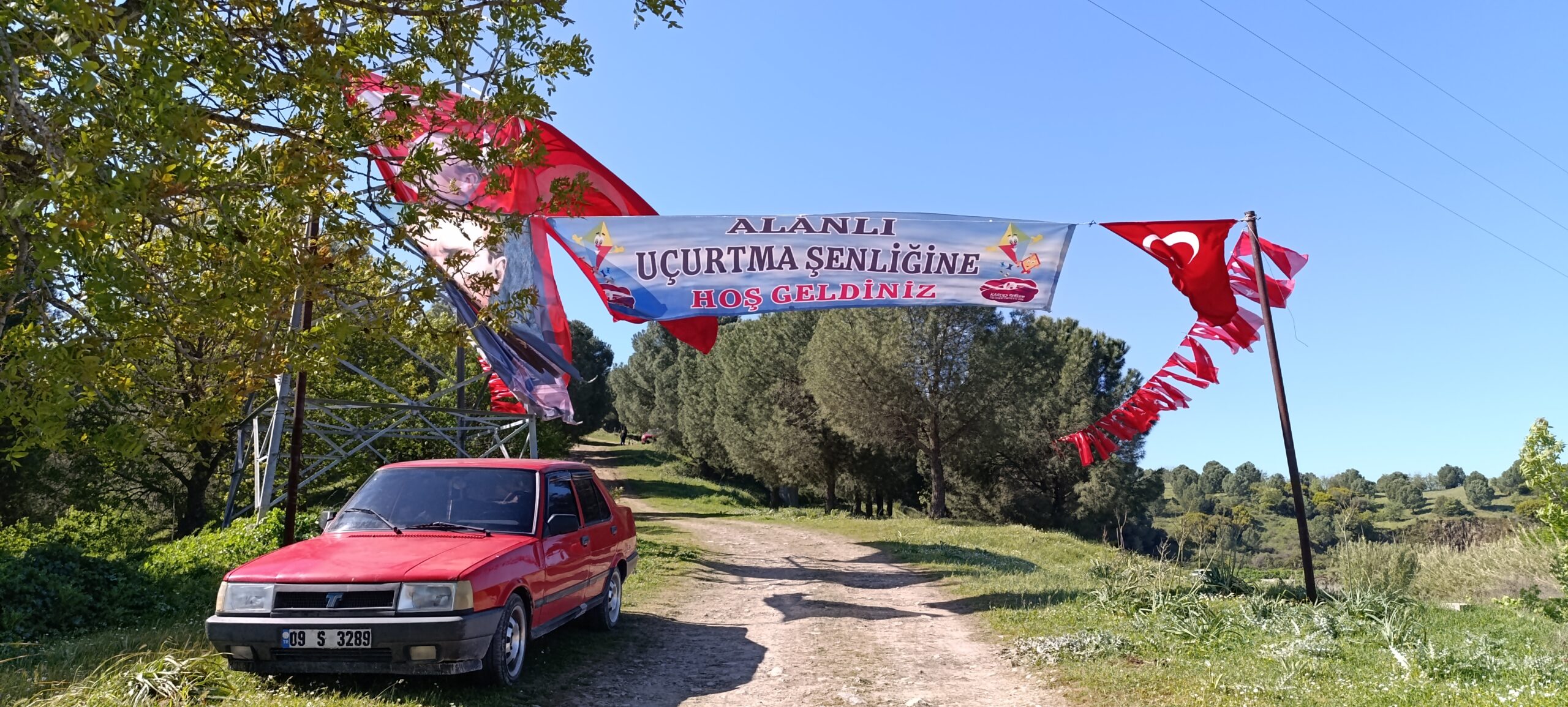 Alanlı Mahallesi’nde Uçurtmalar 6. Kez Gökyüzüne Yükseldi: Renk, Coşku ve İmece Bir Arada!
