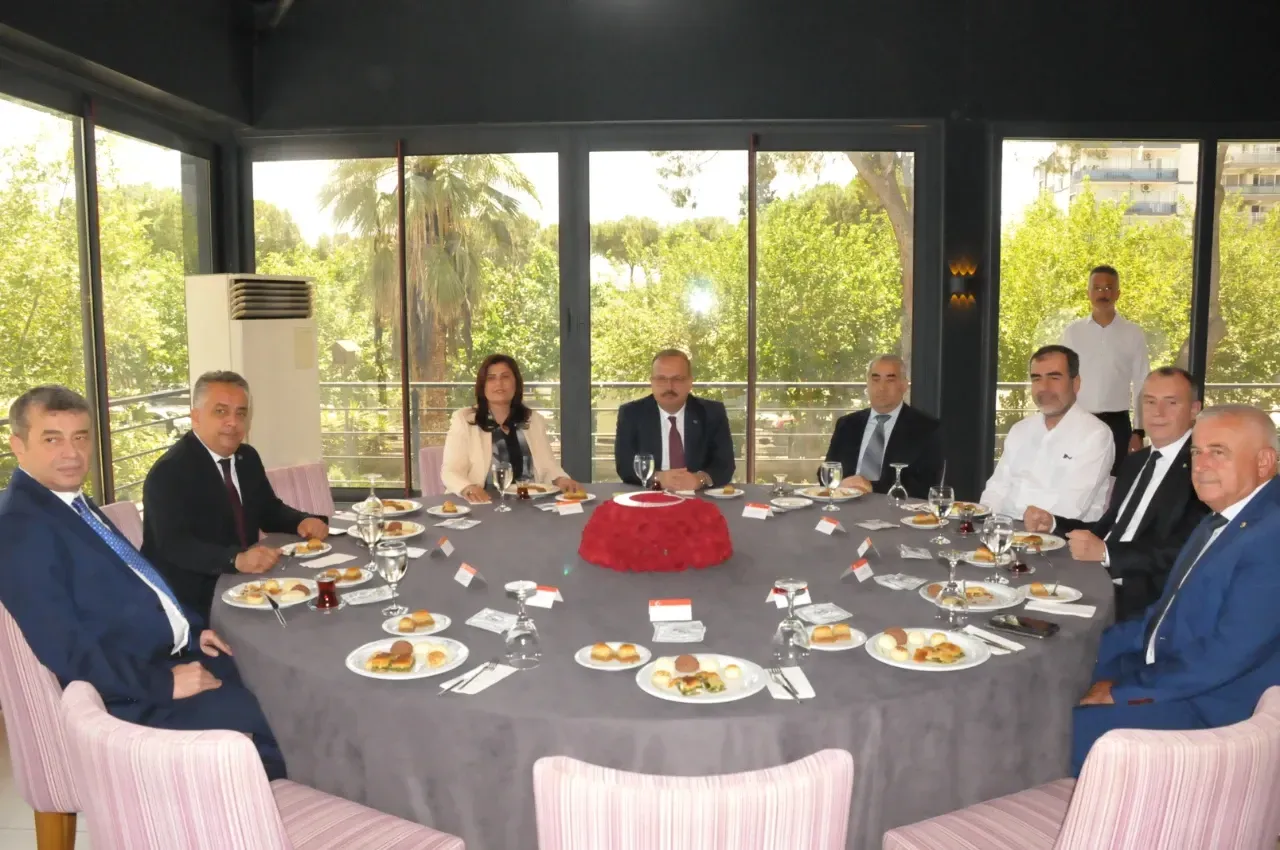 Aydın Protokolü Bayramlaştı