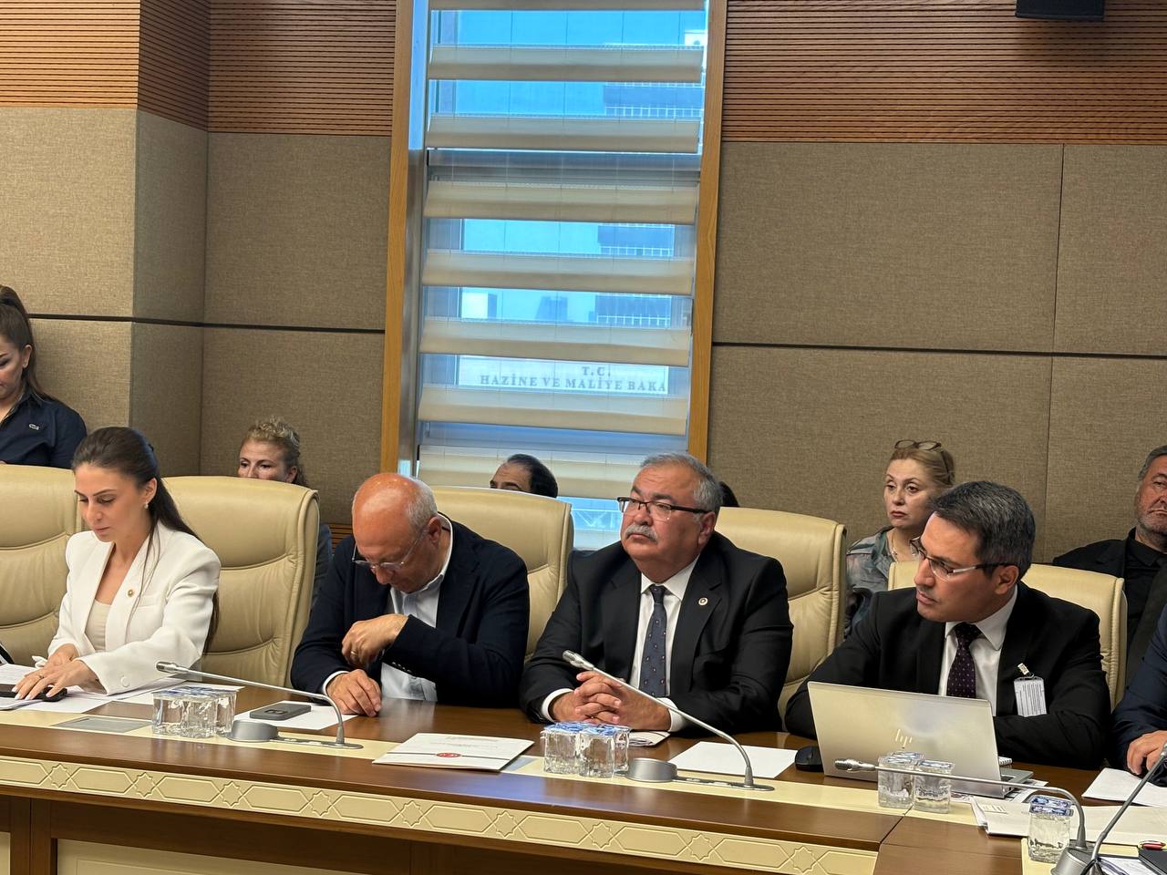 CHP’Lİ BÜLBÜL: “Maden tozu tarım topraklarının üstüne çökecek, bu yasa değil rant pazarlığıdır”