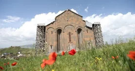 Tarihi cami restore ediliyor