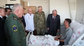 Bakan Güler’den metan gazından zehirlenen askerlere ziyaret