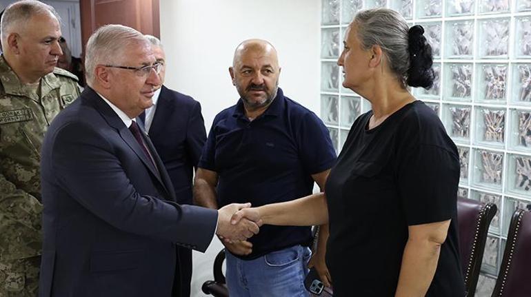 Bakan Gülerden metan gazından zehirlenen askerlere ziyaret