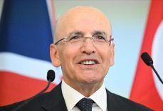 Bakan Şimşek Londra’da yatırımcılara seslendi: Kur Korumalı Mevduat dönemi kapanıyor