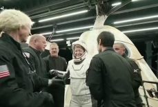 20 günlük uzay görevini tamamlayan 4 astronot döndü