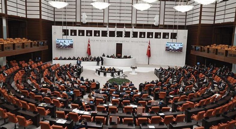 TBMM tatile girdi! Karar Resmi Gazete'de yayımlandı