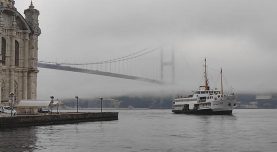 İstanbul’da sis! Boğaz’da görüş mesafesi düştü