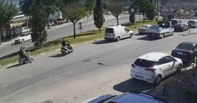 Afyon’da kavşakta dehşet! Yaralı sürücünün durumu ciddi