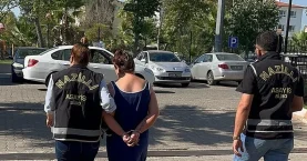 Bakıcılık yaptığı evden 95 bin TL’lik ziynet eşya çaldı: Kıskıvrak yakalandı!