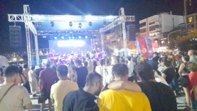 Büyükşehir’in “Yaz konseri” Kuşadası’nı coşturdu