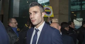 Robin van Persie’den Fenerbahçe itirafı!
