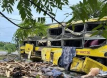 Vietnam’da Otobüs Kazasında 9 Kişi Hayatını Kaybetti