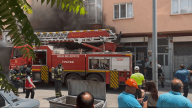 Niğde’de beyaz eşya deposunda yangın çıktı