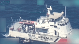 Düzensiz göçmenleri, Sahil Güvenlik ekipleri kurtardı