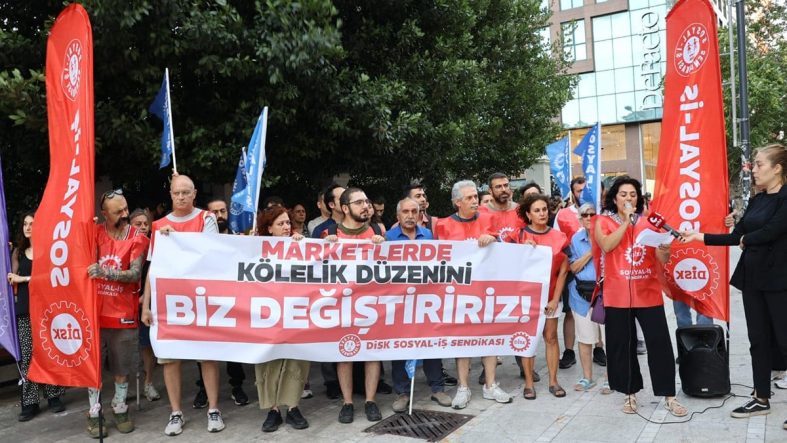 Market çalışanları, sendikanın yolunu tuttu