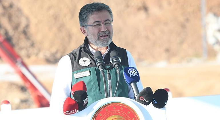 Bakan Yumaklı: Belediyelerimizin suyun yönetimini yapması gerekir