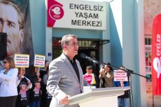 EFELER’DE HİZMETİN ADI BAŞKAN YETİŞKİN