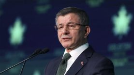 Davutoğlu’ndan iktidara tepki, Kanada’ya teşekkür