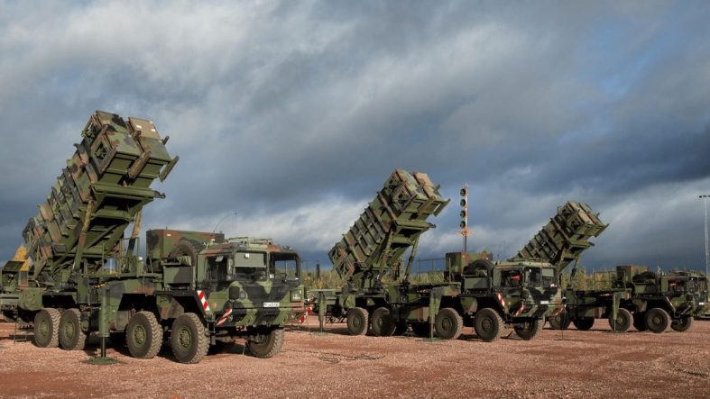 Almanya, milyonlarca dolarlık Patriotları Ukrayna'ya gönderdi