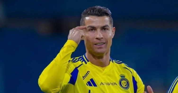 Ronaldo'nun gollerine Al Nassr, Almeria'ya kaybetti!