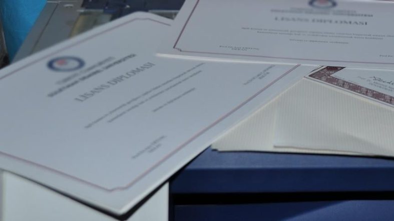 CHP'den çağrı: Tüm vekillerin diplomaları araştırılmalı