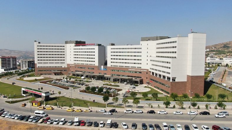Şehir hastaneleri 100 milyar yutacak